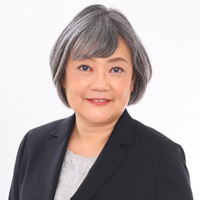 手島恵氏の顔写真