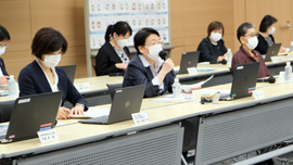 理事会の様子の画像